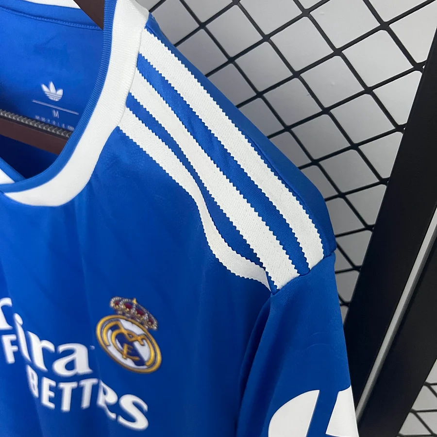Camiseta Real Madrid 25/26 - Tercera - Imagen 6