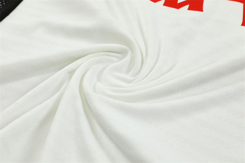 Chándal Liverpool 25/26 - Blanco y Negro - Imagen 6